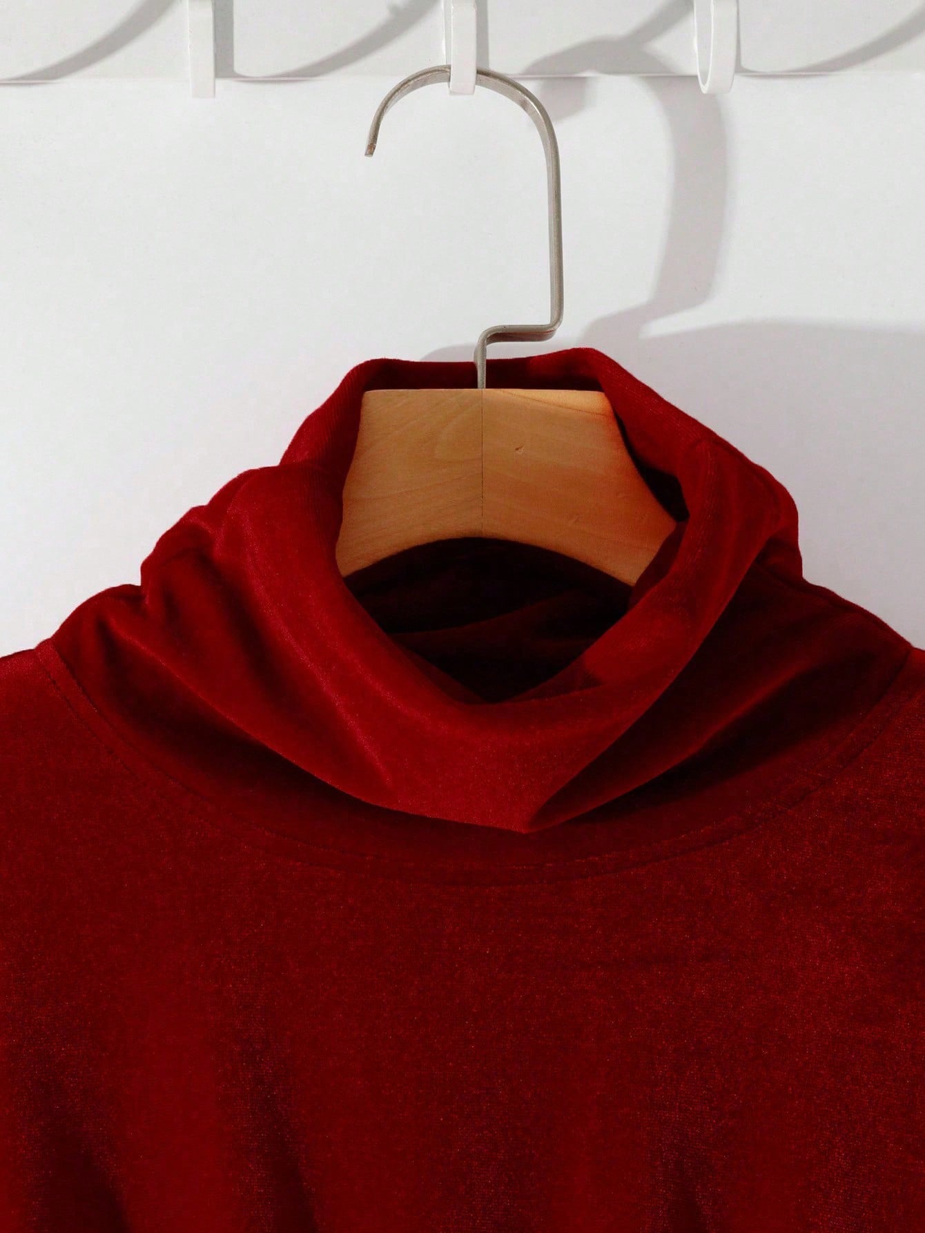 Women's Velvet High Neck Peplu – Wine & Beer Shop Photos Bewertung und Preis