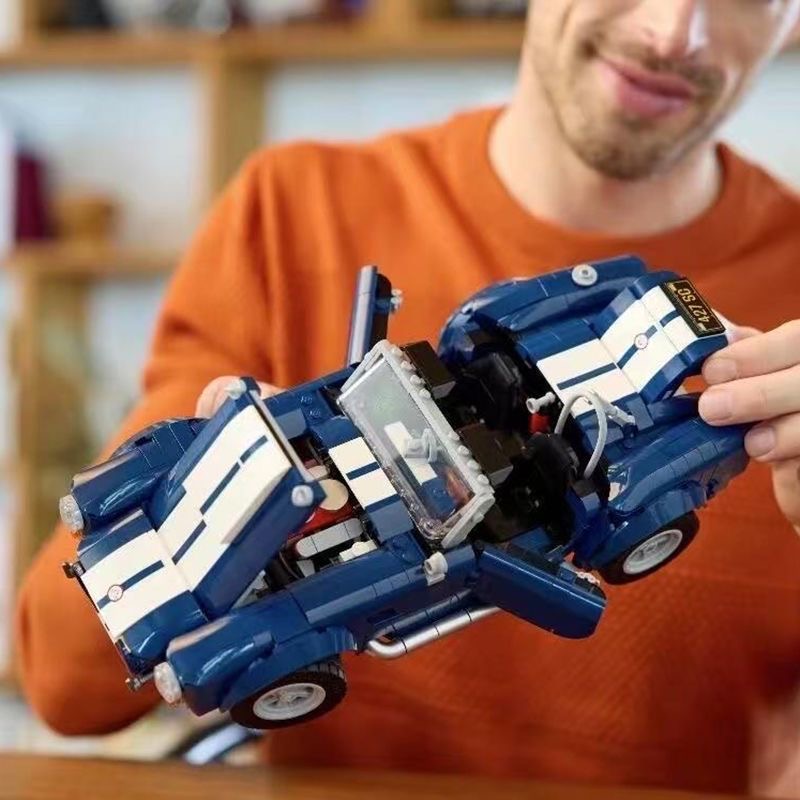 2025 New 1241PCS COBRA Technic – Cocktail Shaker Set Bewertung und Preis